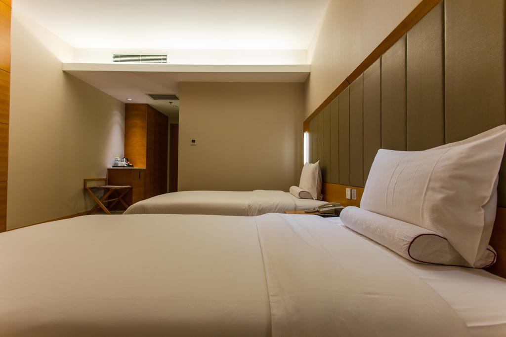 Ji Hotel Wuhan Guanggu Plaza Номер фото